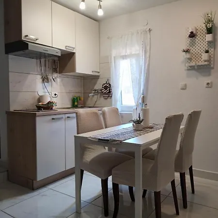 Apartment Bili Galeb Vir