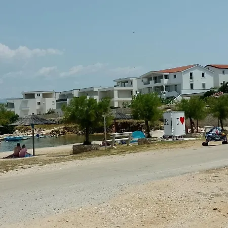 Apartment Bili Galeb Vir