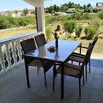 Bili Galeb *