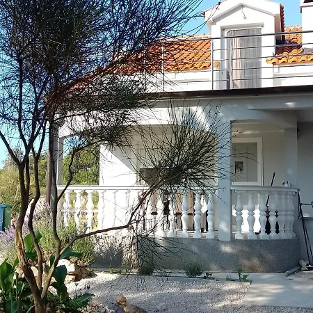 Bili Galeb Apartment Vir